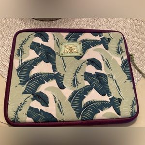 Juicy Couture IPad carrier!